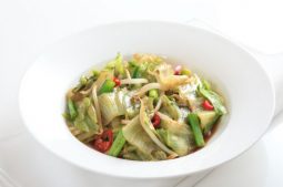 Stir-fried Lettuce and Bean Sprouts